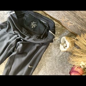Nike dri fit runner leggings